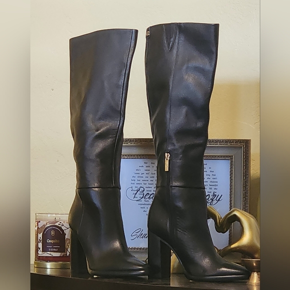 Guess LEATHER Black Knee High Boots - NEVER WORN - Picture 2 of 6